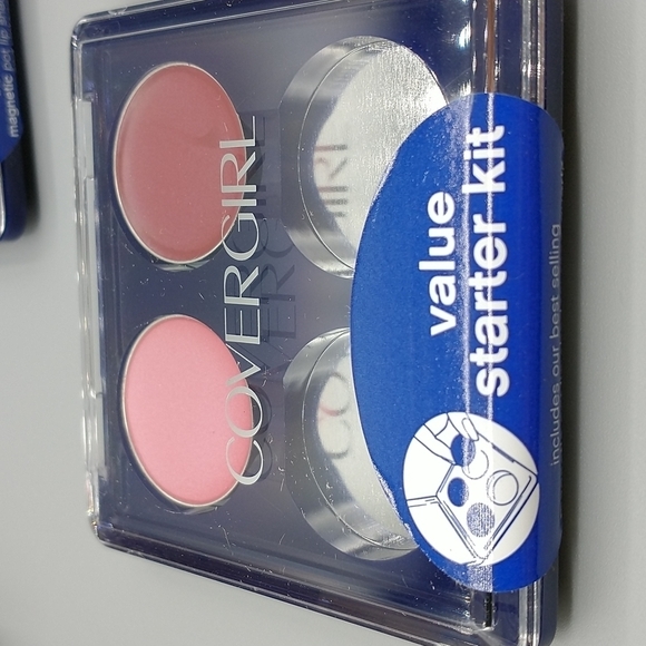 Lot of Covergirl Magnetic Color Pots Starter Kits and Refills - Picture 3 of 5